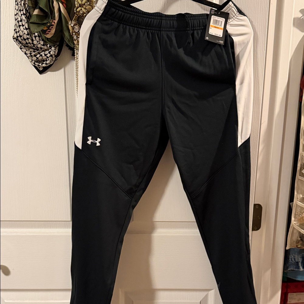Women’s under Armour pants